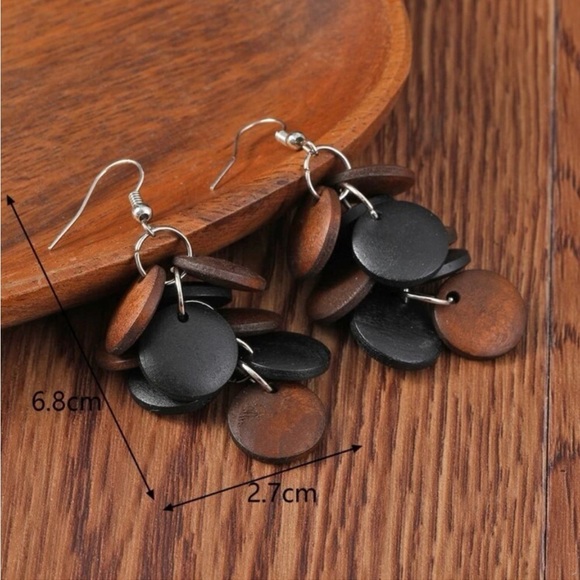 WOOD EARRINGS - Picture 4 of 4